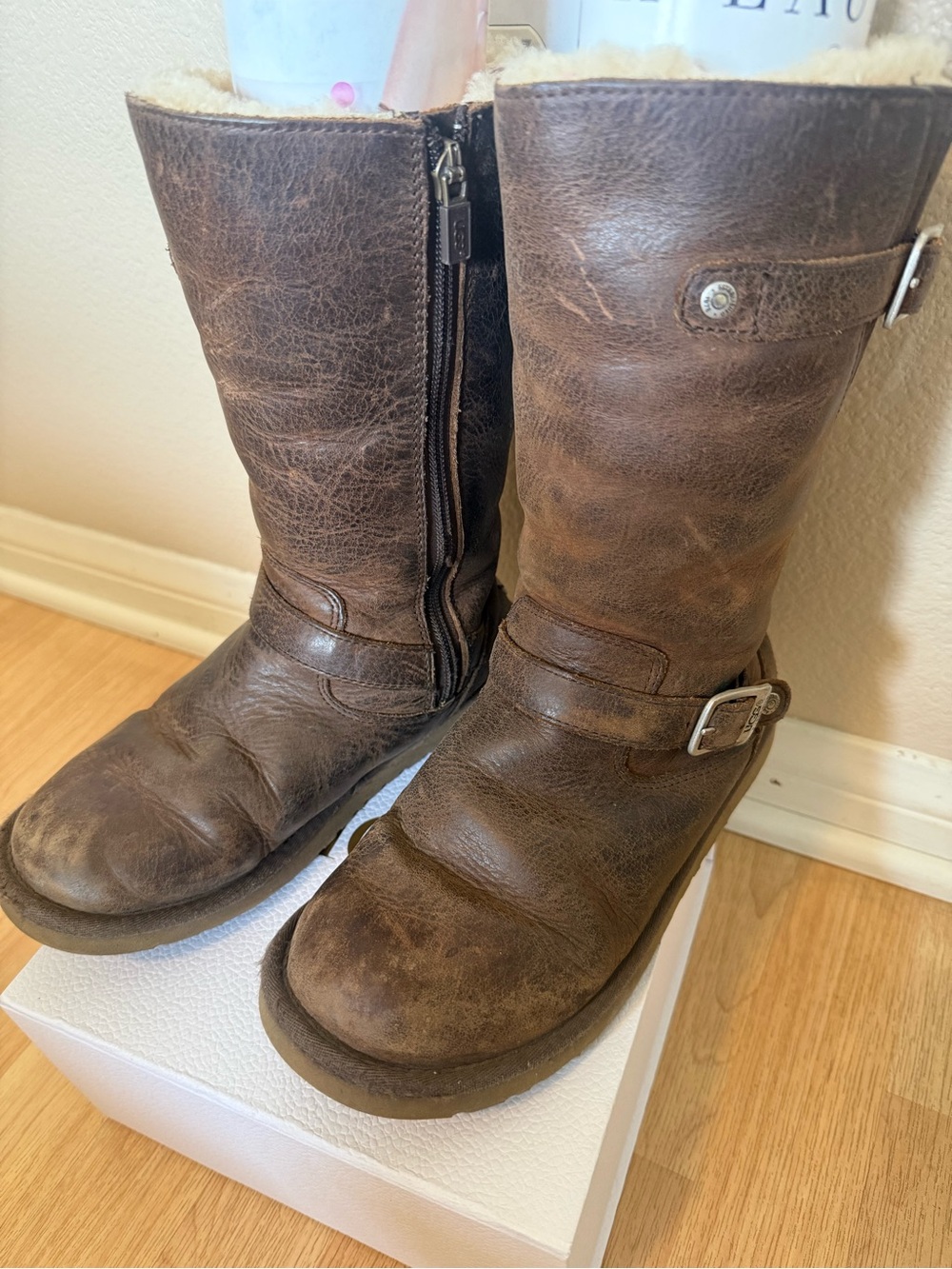 UGG Brown Leather Zip Shearling Lined Boots